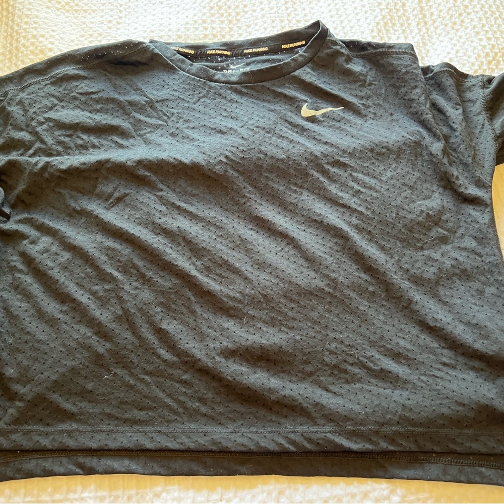 Black Nike boxy shirt